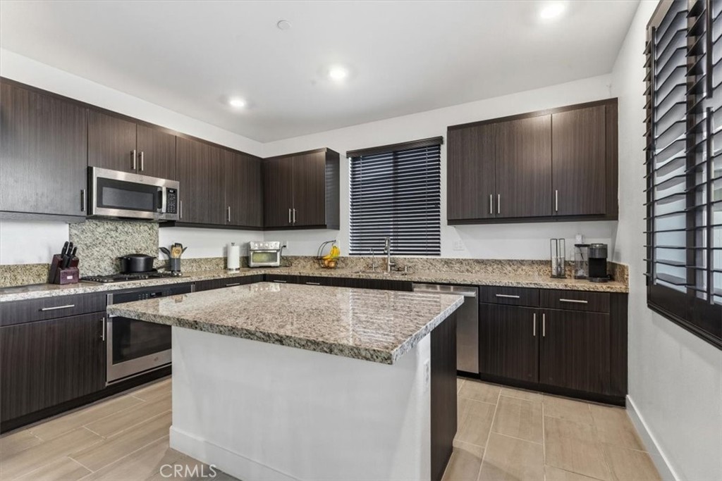 385 Cachuma Court Property Photo 10