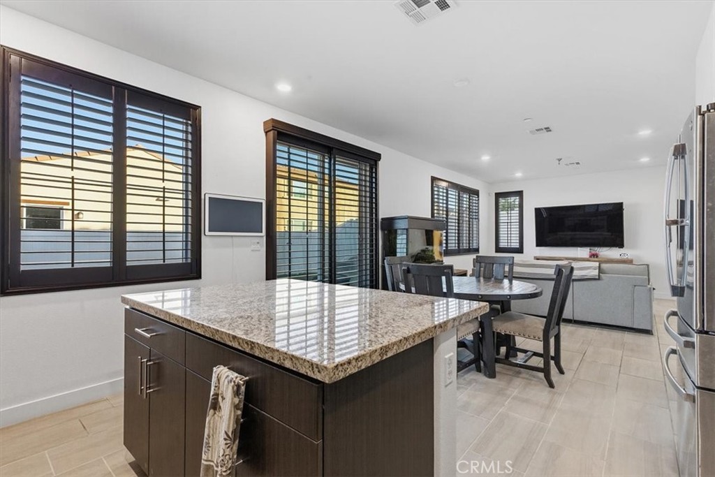 385 Cachuma Court Property Photo 12