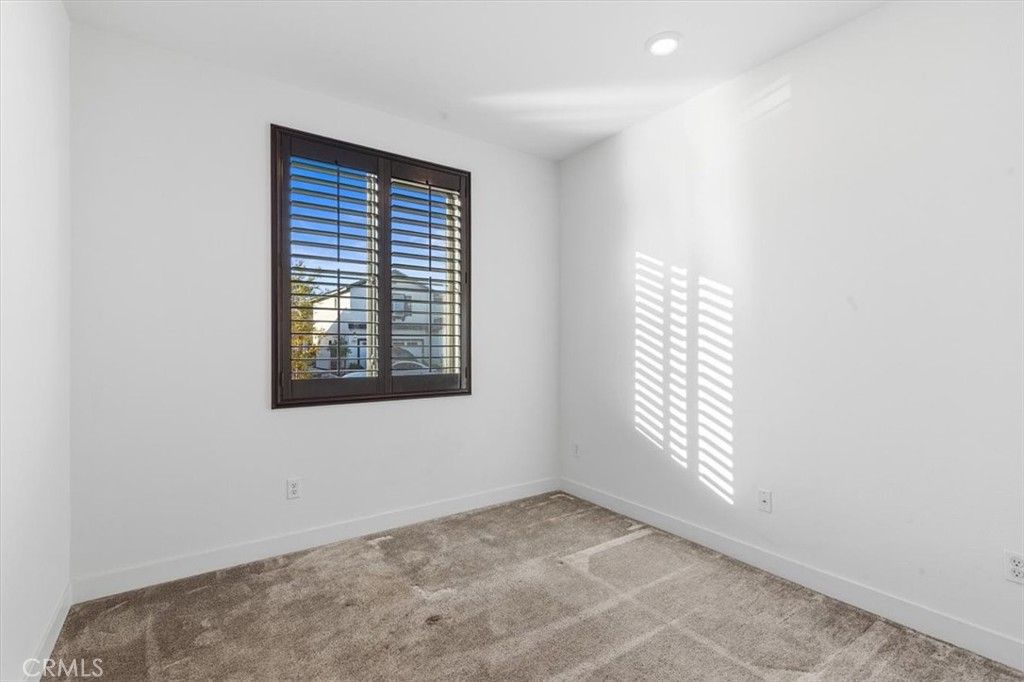 385 Cachuma Court Property Photo 27