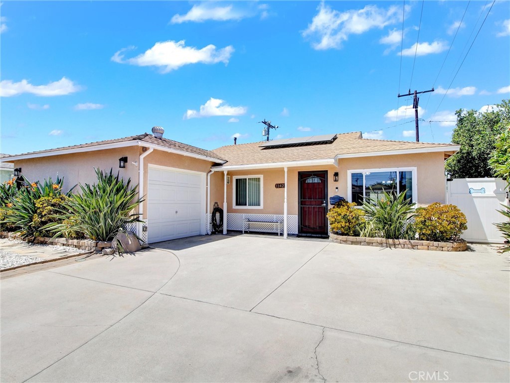 11421 Alburtis Property Photo 3