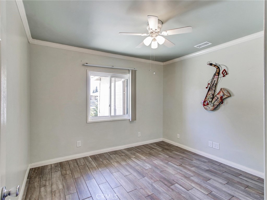 11421 Alburtis Property Photo 27
