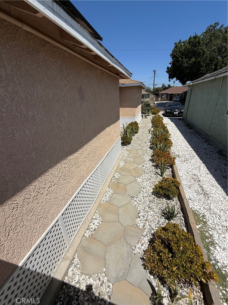 11421 Alburtis Property Photo 37
