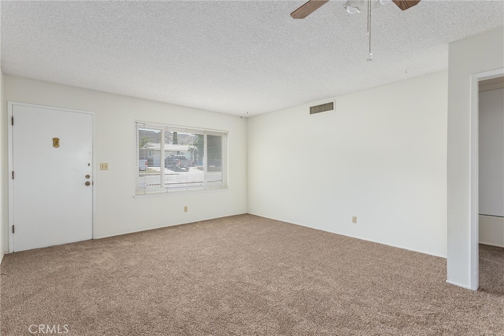 11620 Calvin Street Property Photo 5