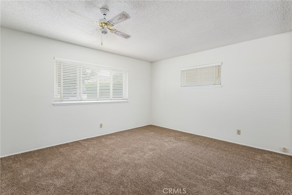 11620 Calvin Street Property Photo 11