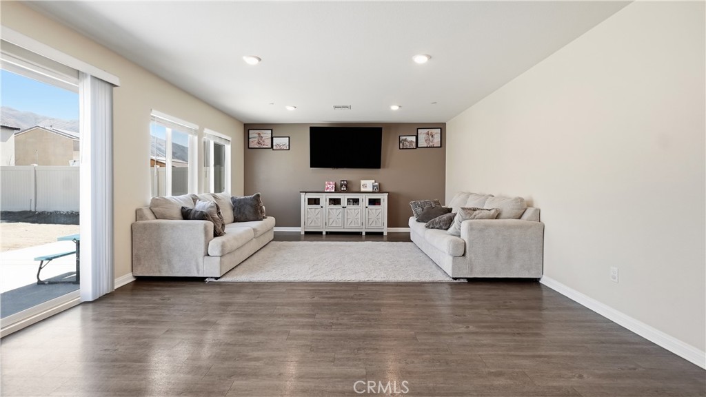 579 Pinyon Property Photo 3