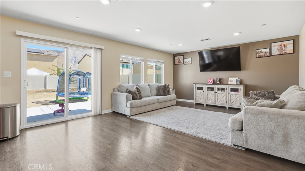579 Pinyon Property Photo 4