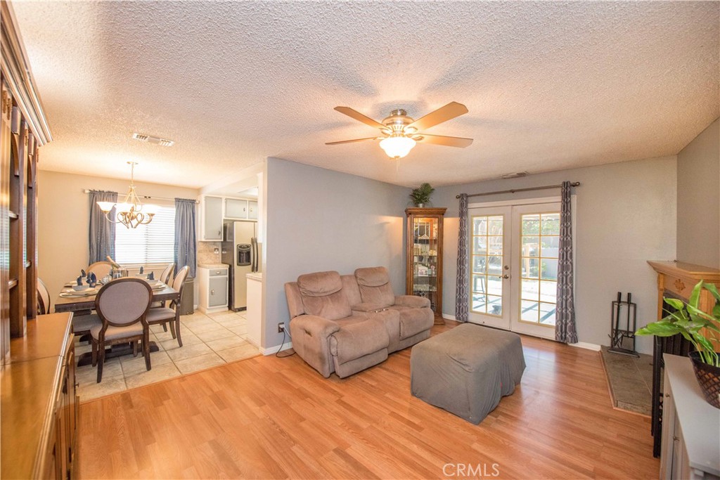 2905 Pepper Street Property Photo 5