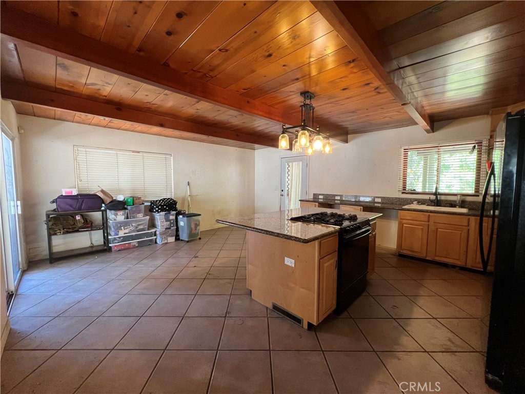 24867 Felsen Property Photo 4