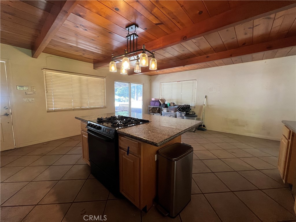 24867 Felsen Property Photo 8