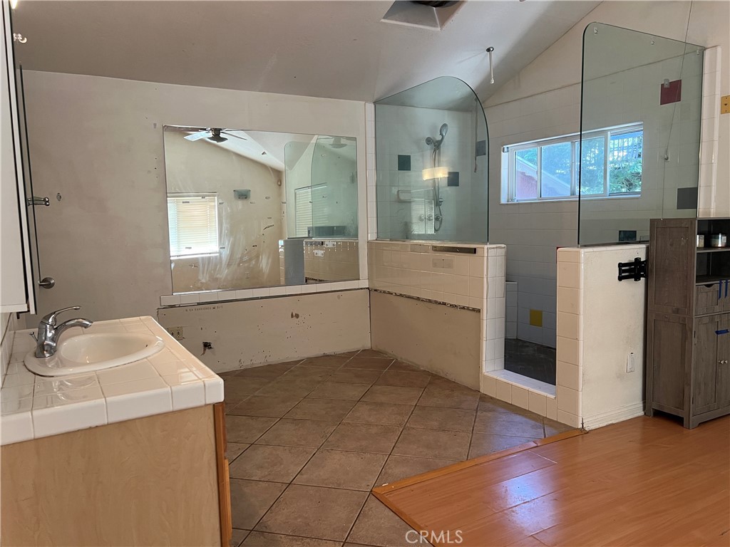 24867 Felsen Property Photo 10