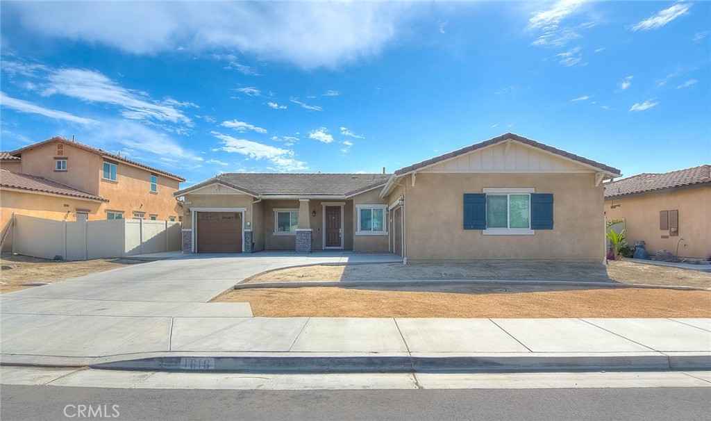 1616 Constant Trail Property Photo 2