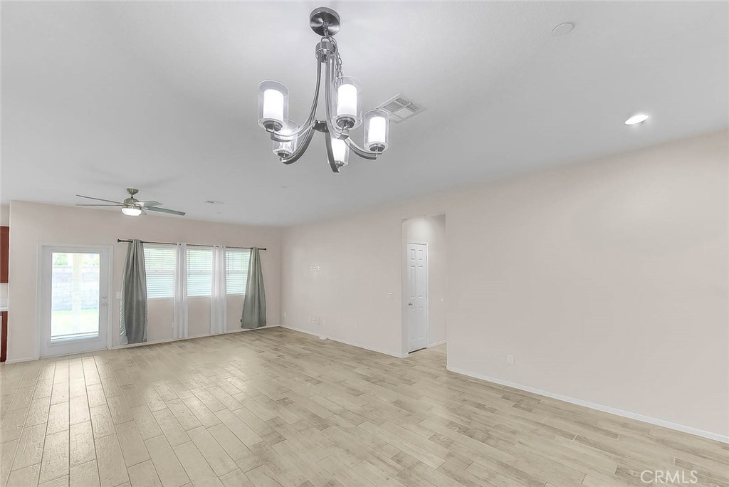 1616 Constant Trail Property Photo 9