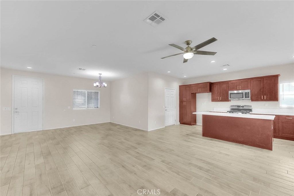 1616 Constant Trail Property Photo 14