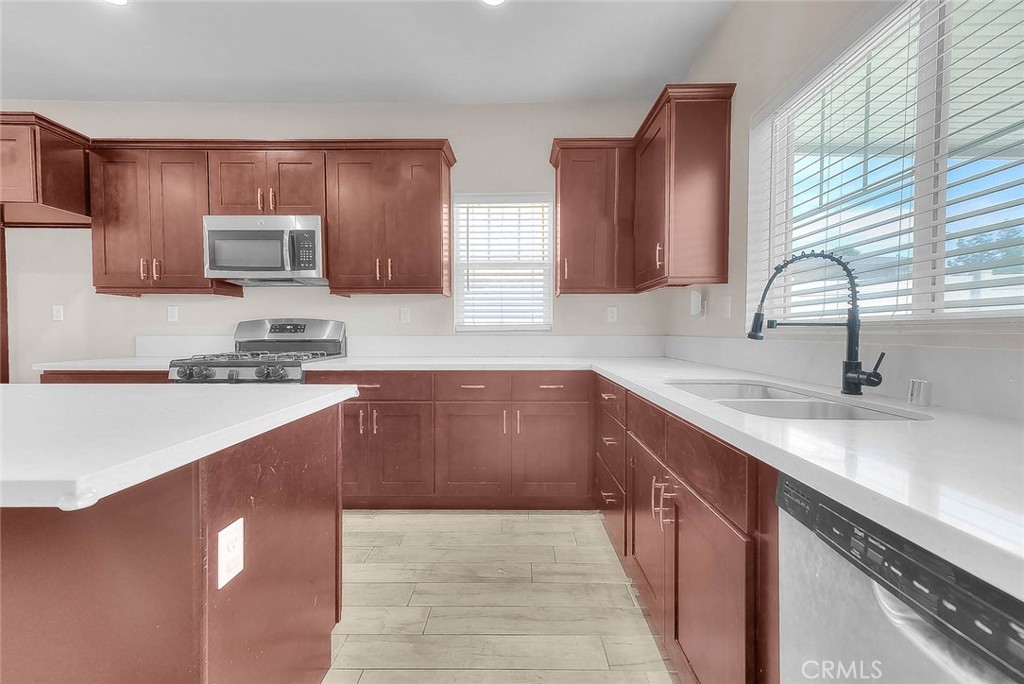 1616 Constant Trail Property Photo 19