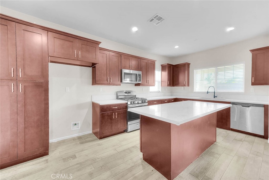 1616 Constant Trail Property Photo 21