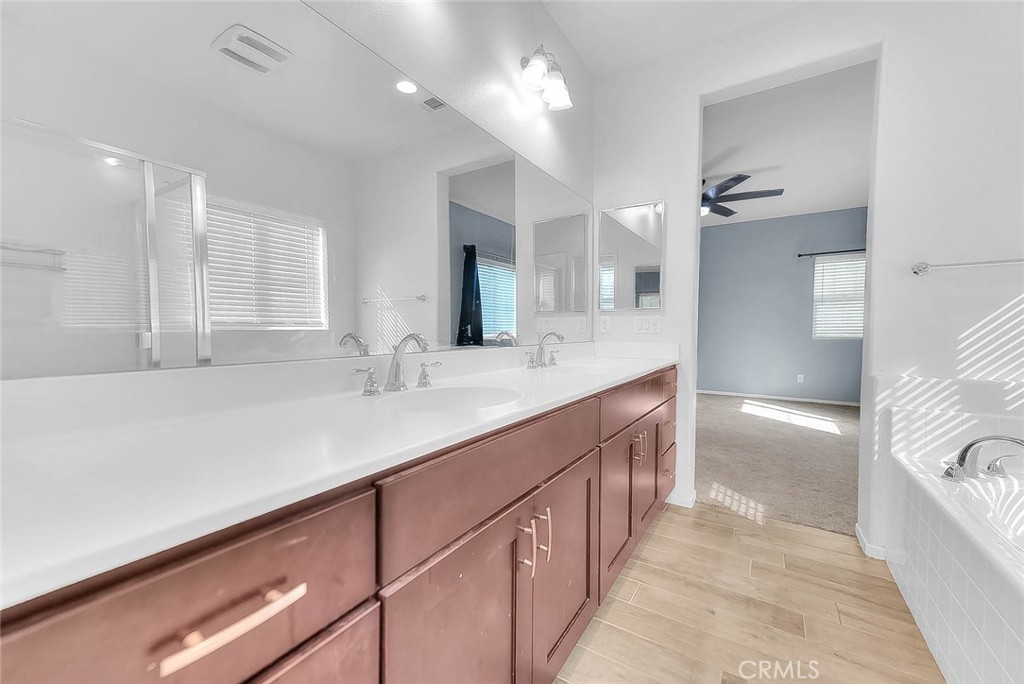 1616 Constant Trail Property Photo 45