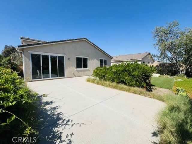6140 Sequanota Drive Property Photo 4