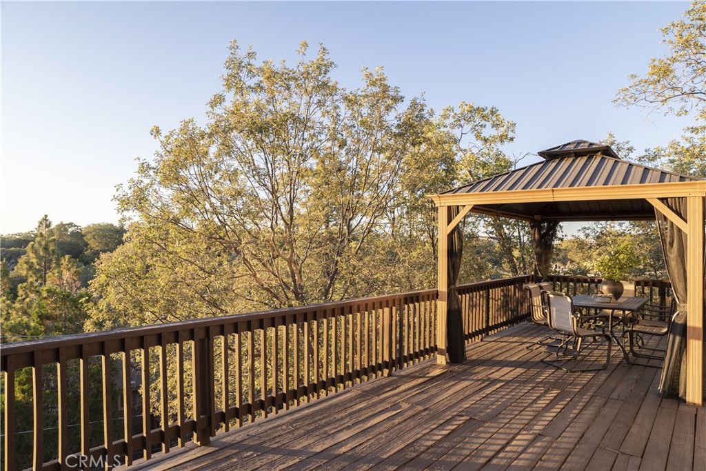 1477 Sequoia Drive Property Photo 3
