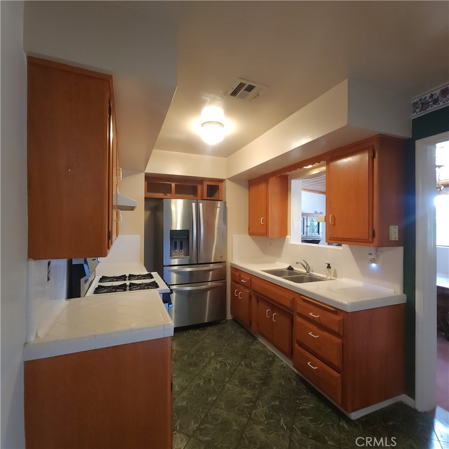 35231 San Carlos Property Photo 4