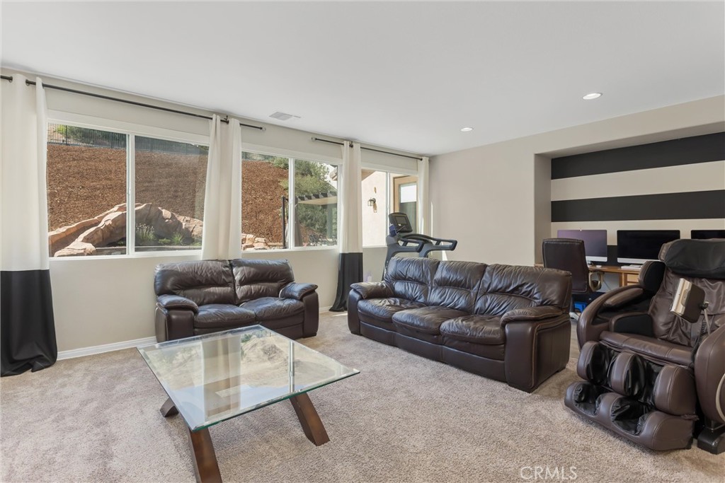 33264 Gold Mountain Road Property Photo 5