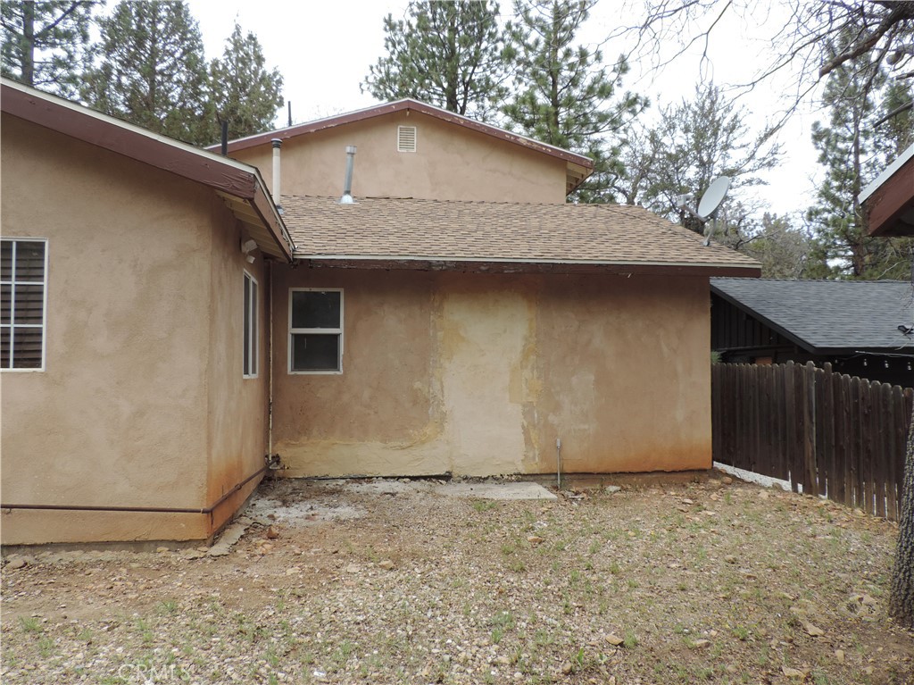 745 Sunset Property Photo 3