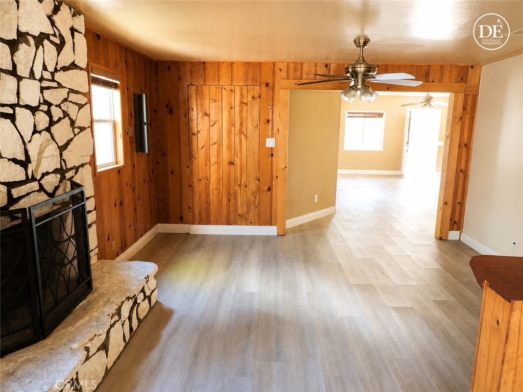 745 Sunset Property Photo 3