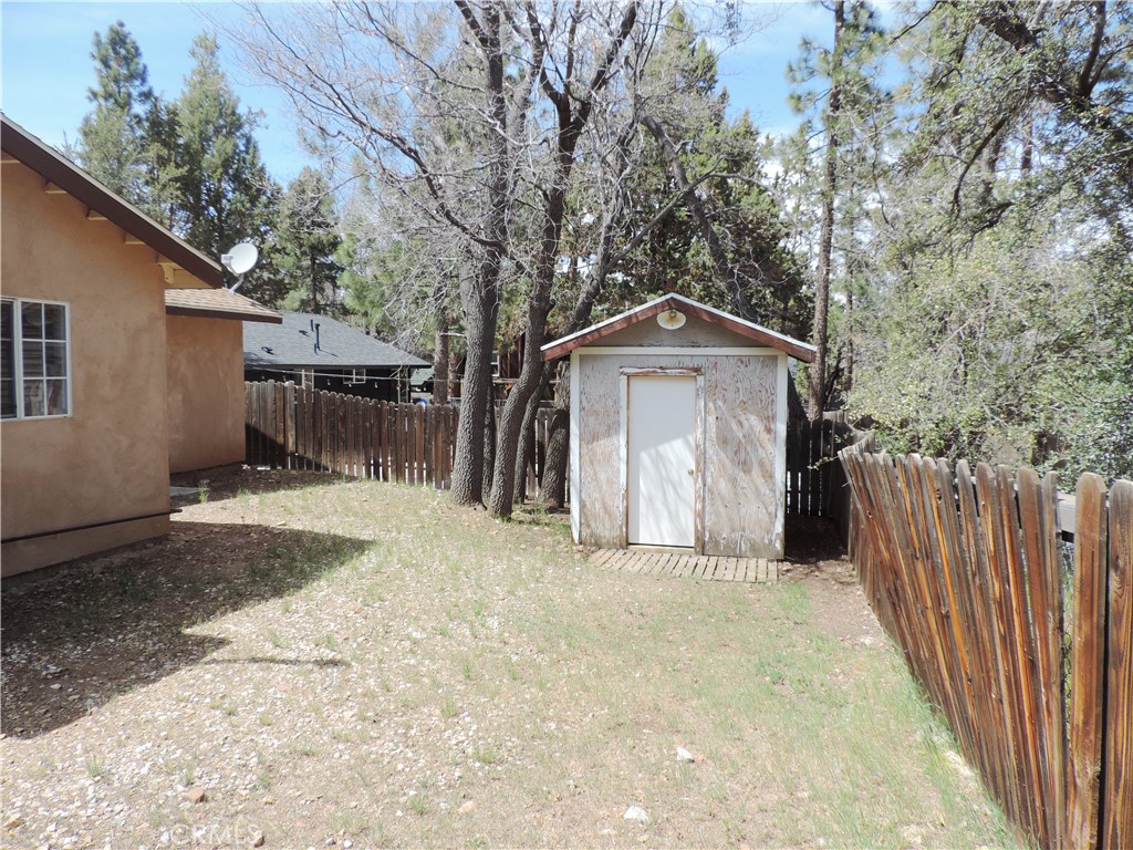 745 Sunset Property Photo 5
