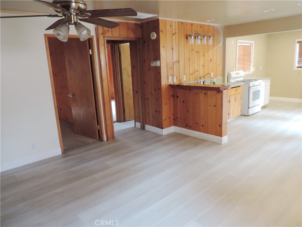 745 Sunset Property Photo 7