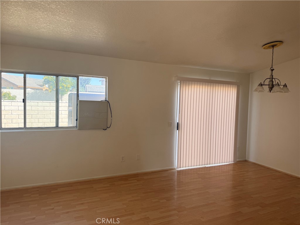 15189 Sunflower Property Photo 2