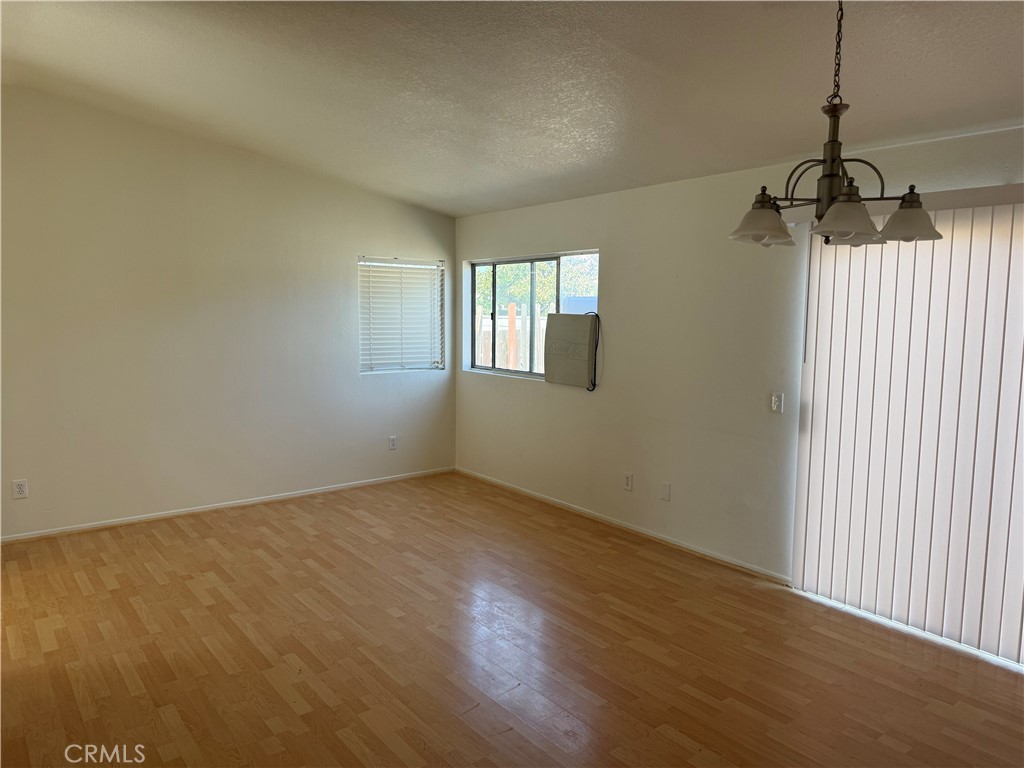 15189 Sunflower Property Photo 3