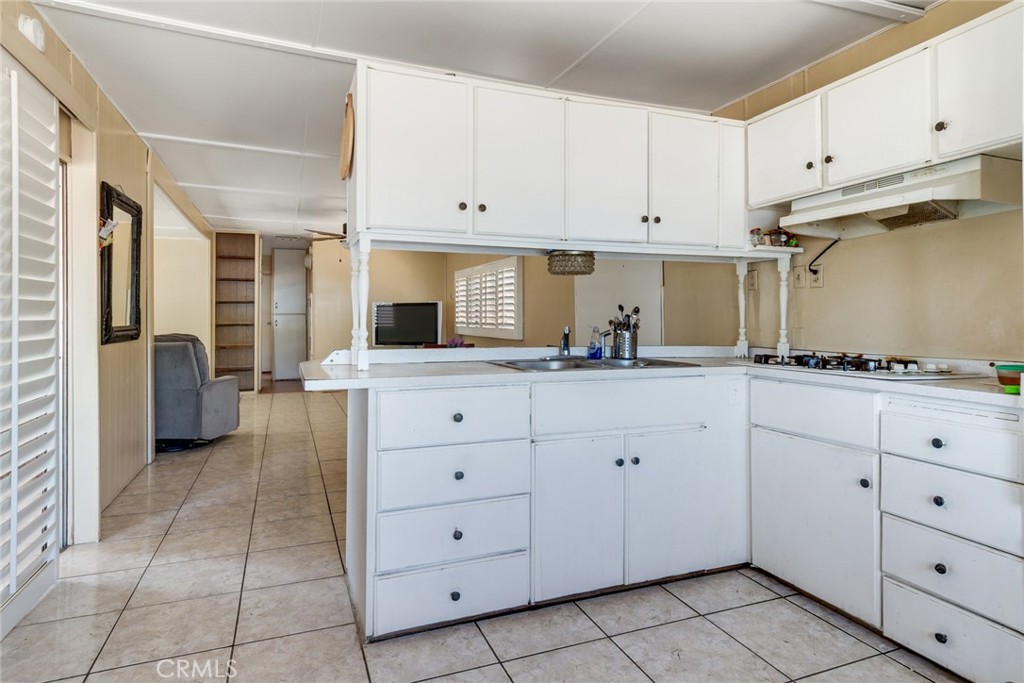 433 Diamond Property Photo 7