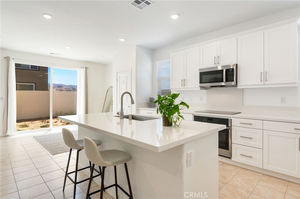 10804 Pala Bells Street Property Photo 5