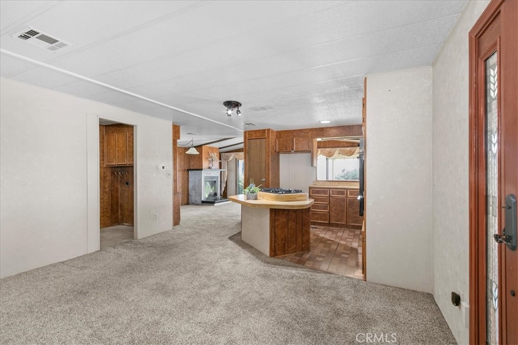 10409 Chisholm Property Photo 6