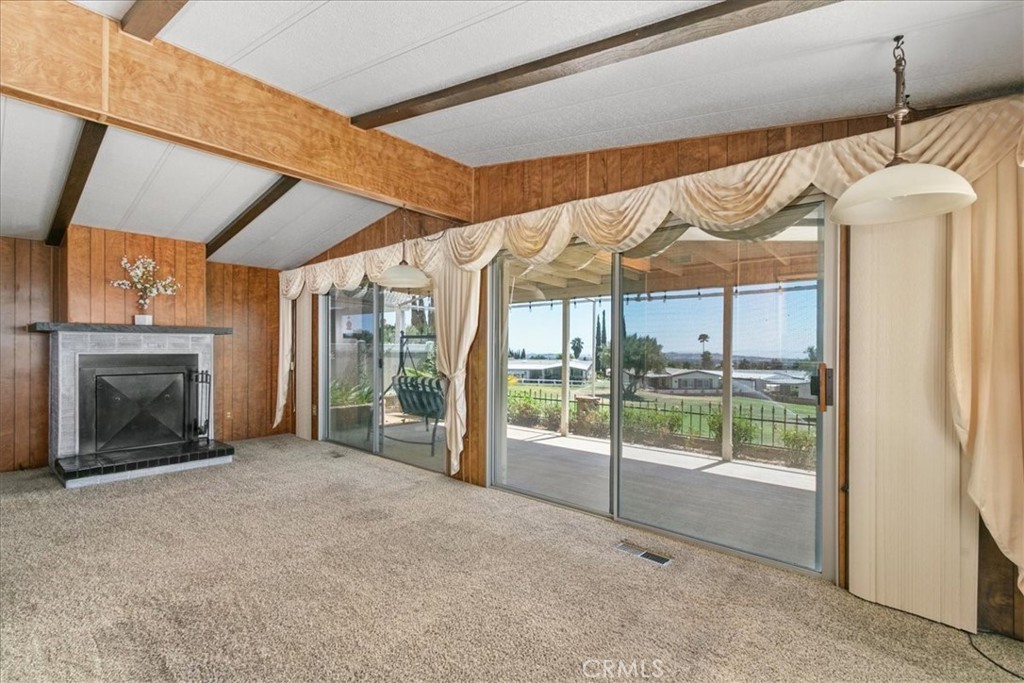 10409 Chisholm Property Photo 9