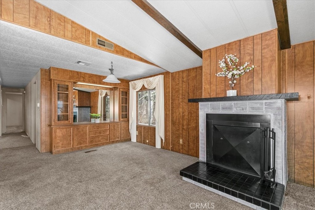 10409 Chisholm Property Photo 12