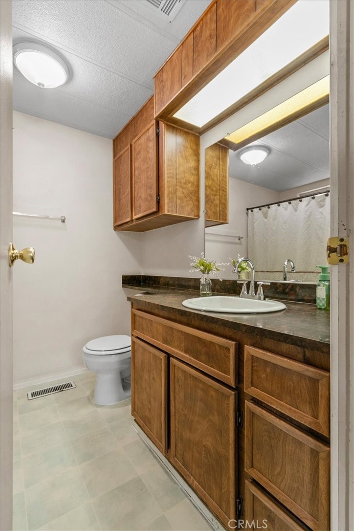 10409 Chisholm Property Photo 13