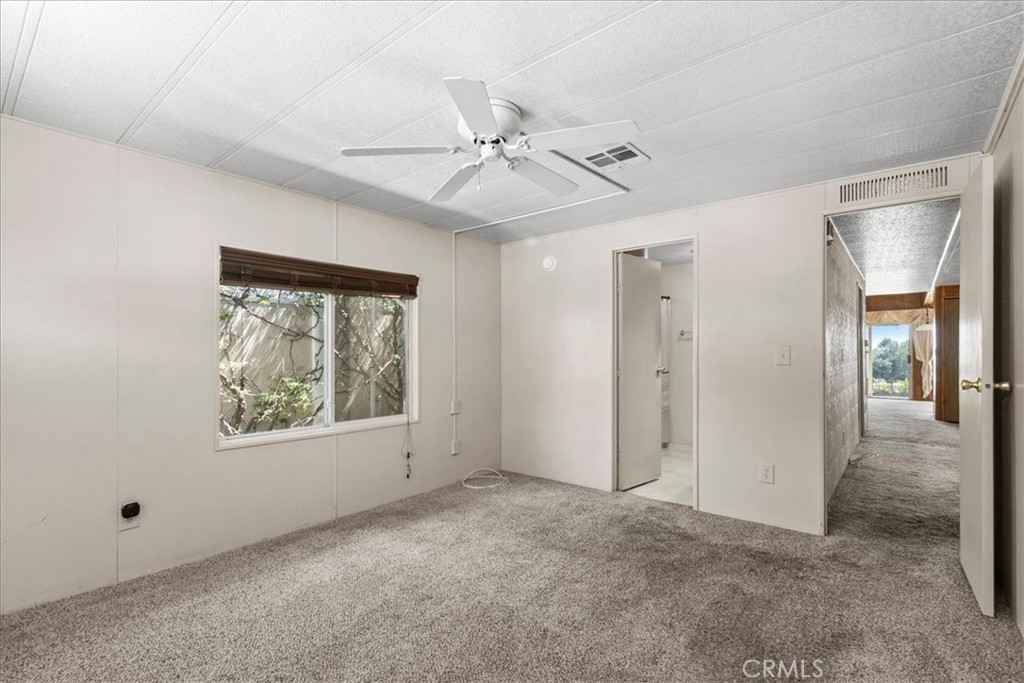 10409 Chisholm Property Photo 14