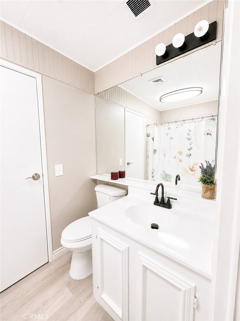 10115 Frontier Property Photo 7
