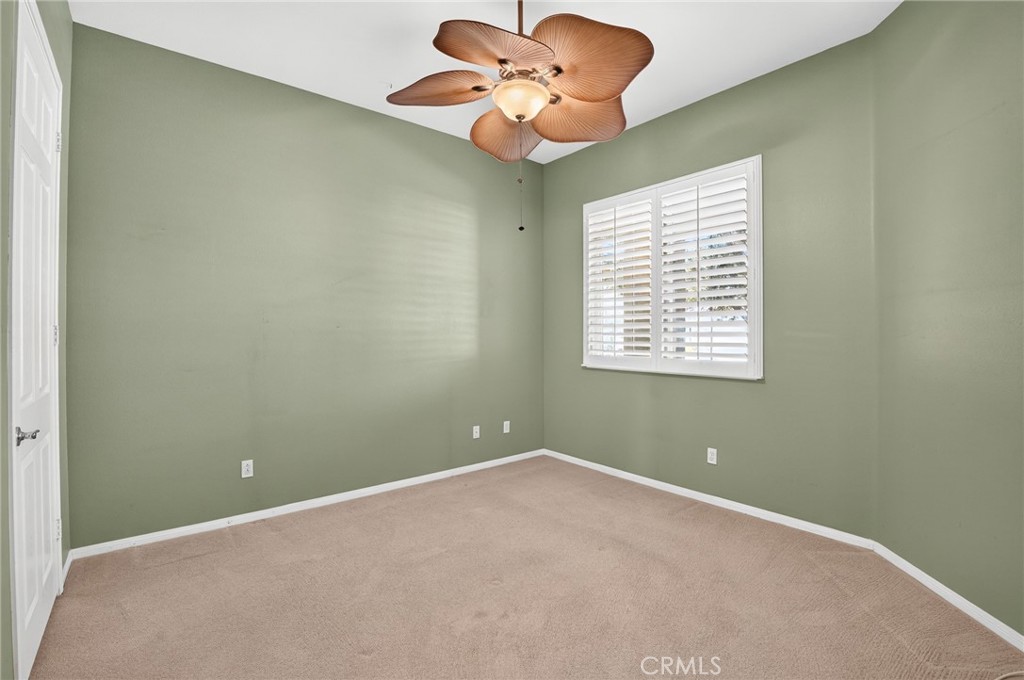 1730 N Forest Oaks Property Photo 16