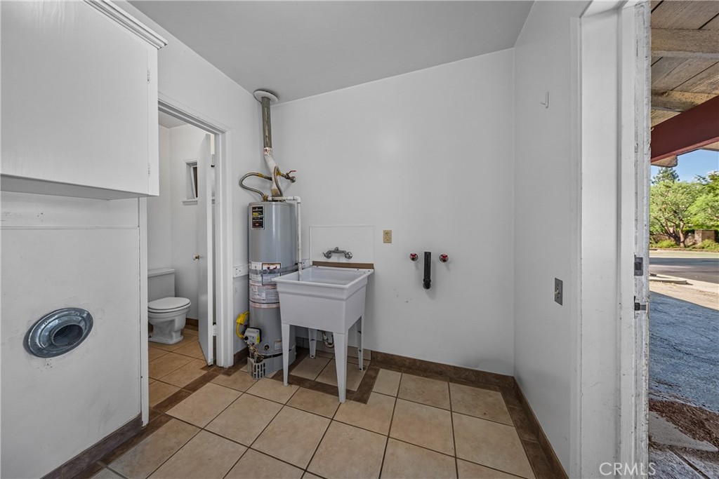 604 E Mariposa Property Photo 11