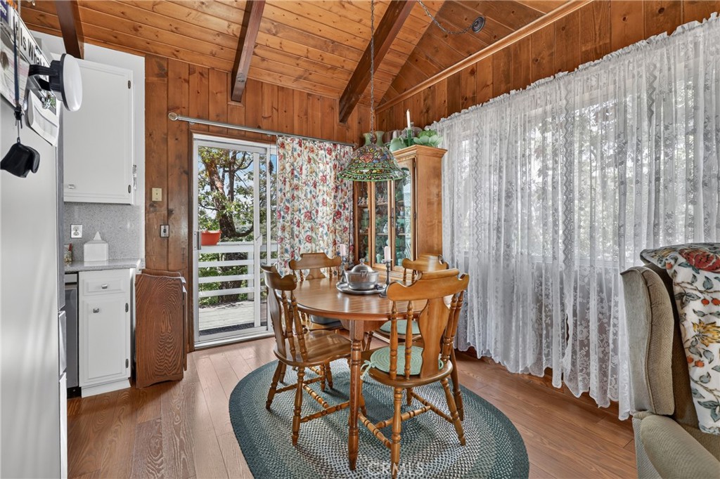 1127 Yukon Property Photo 11