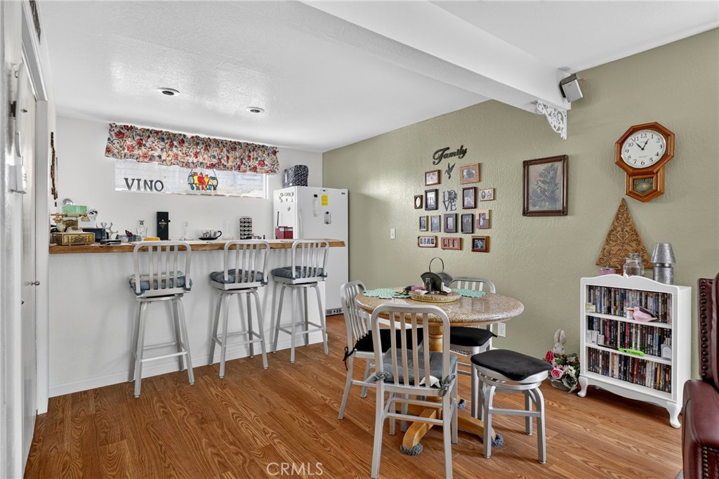 1127 Yukon Property Photo 23