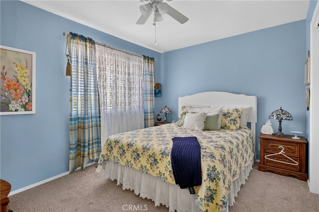 1127 Yukon Property Photo 33