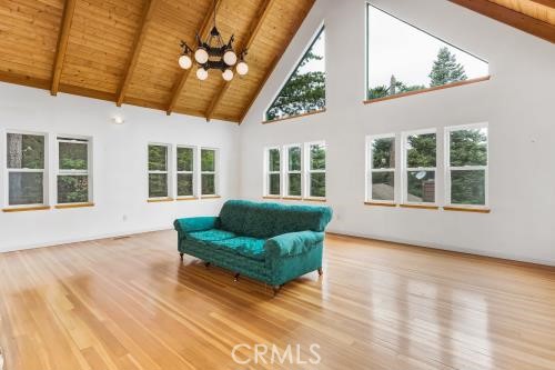 6130 Spruce Property Photo 3