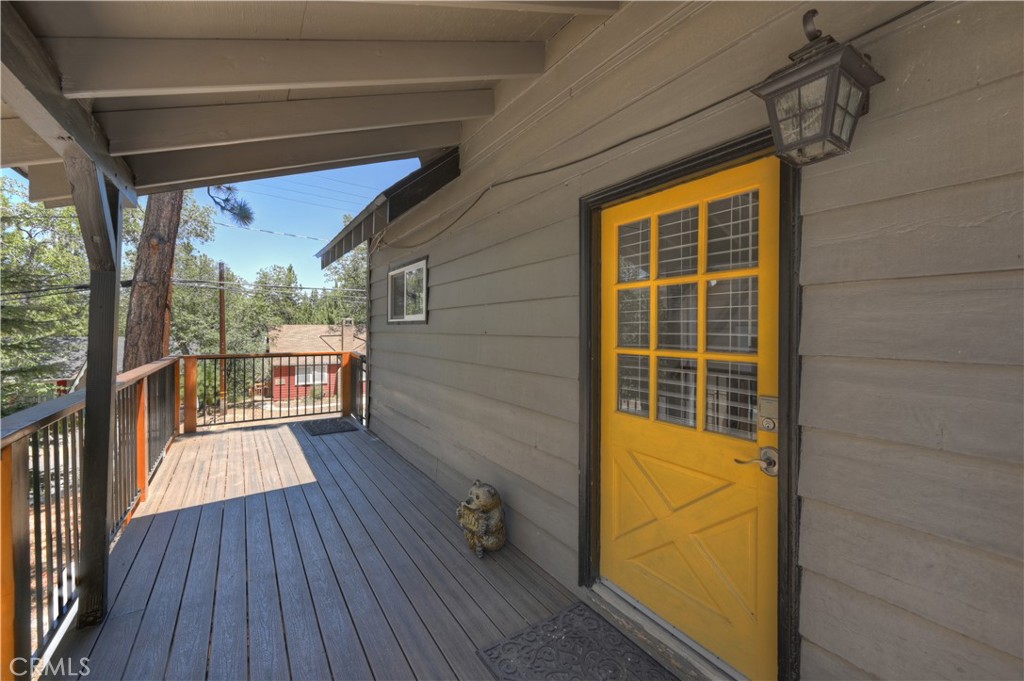 1035 Butte Avenue Property Photo 3
