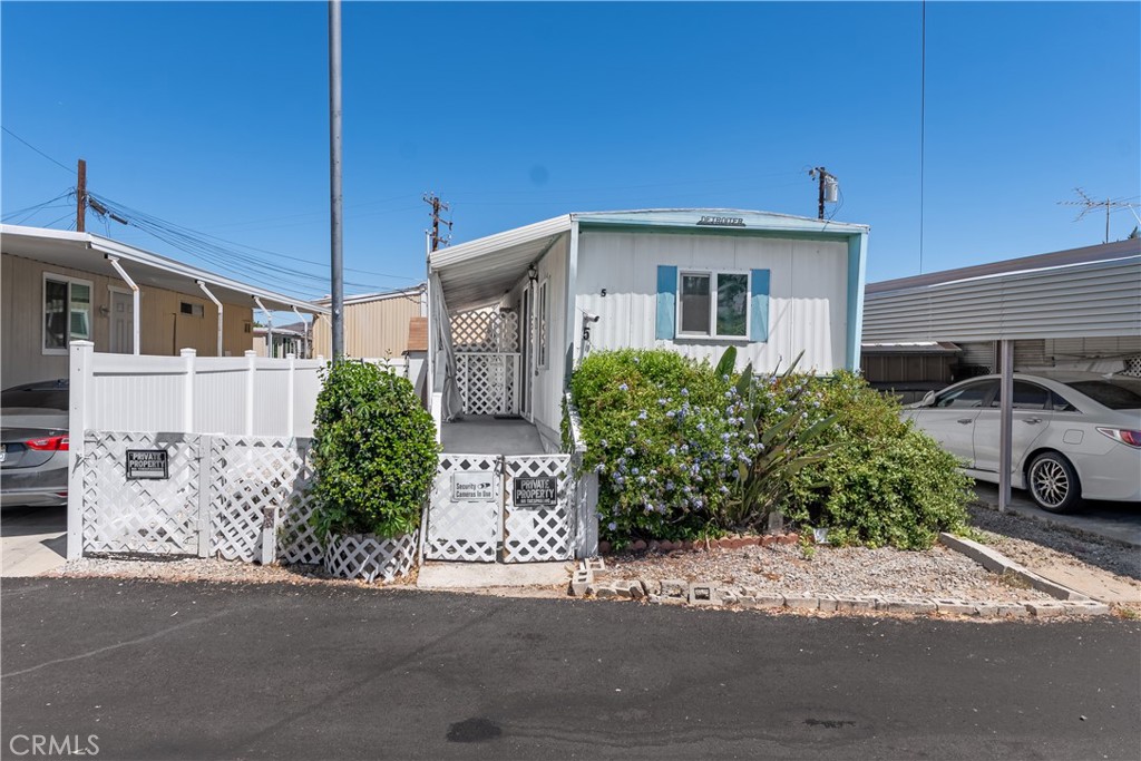 13063 5th St #5 Property Photo 6