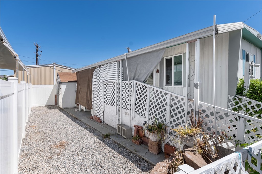 13063 5th St #5 Property Photo 9