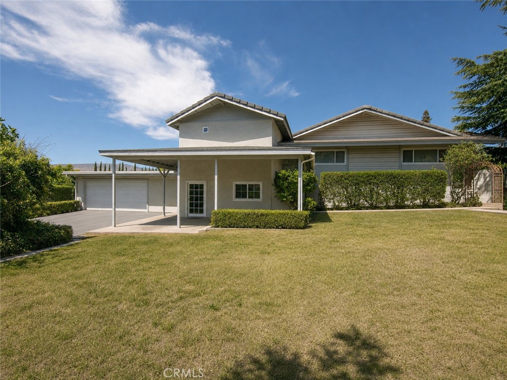 36268 Highland Ave Property Photo 2