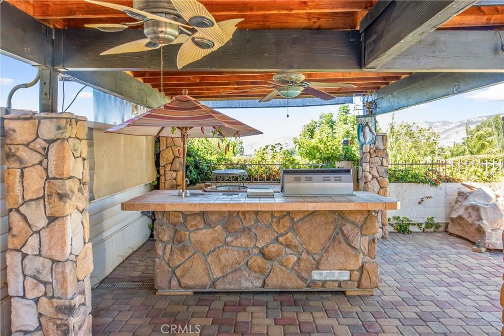 36268 Highland Ave Property Photo 11
