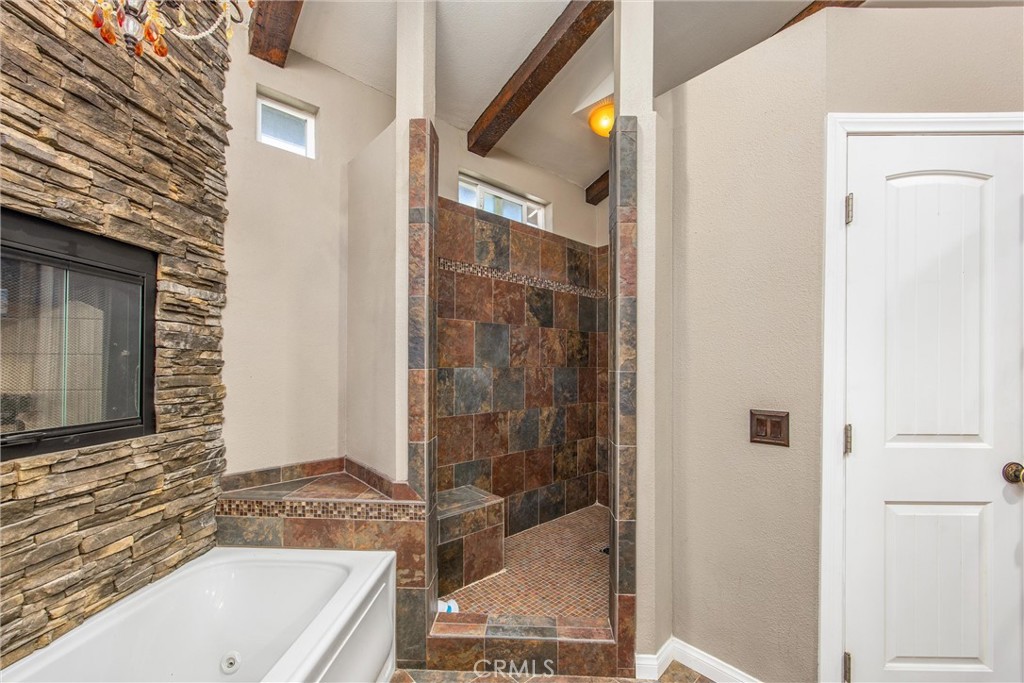 36268 Highland Ave Property Photo 32